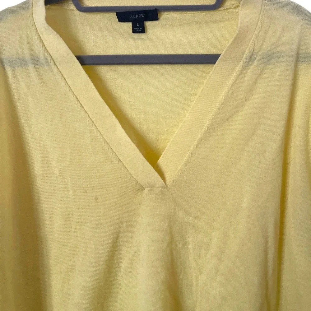 J.‎ Crew Yellow Merino Wool Lightweight V Neck Sweater L